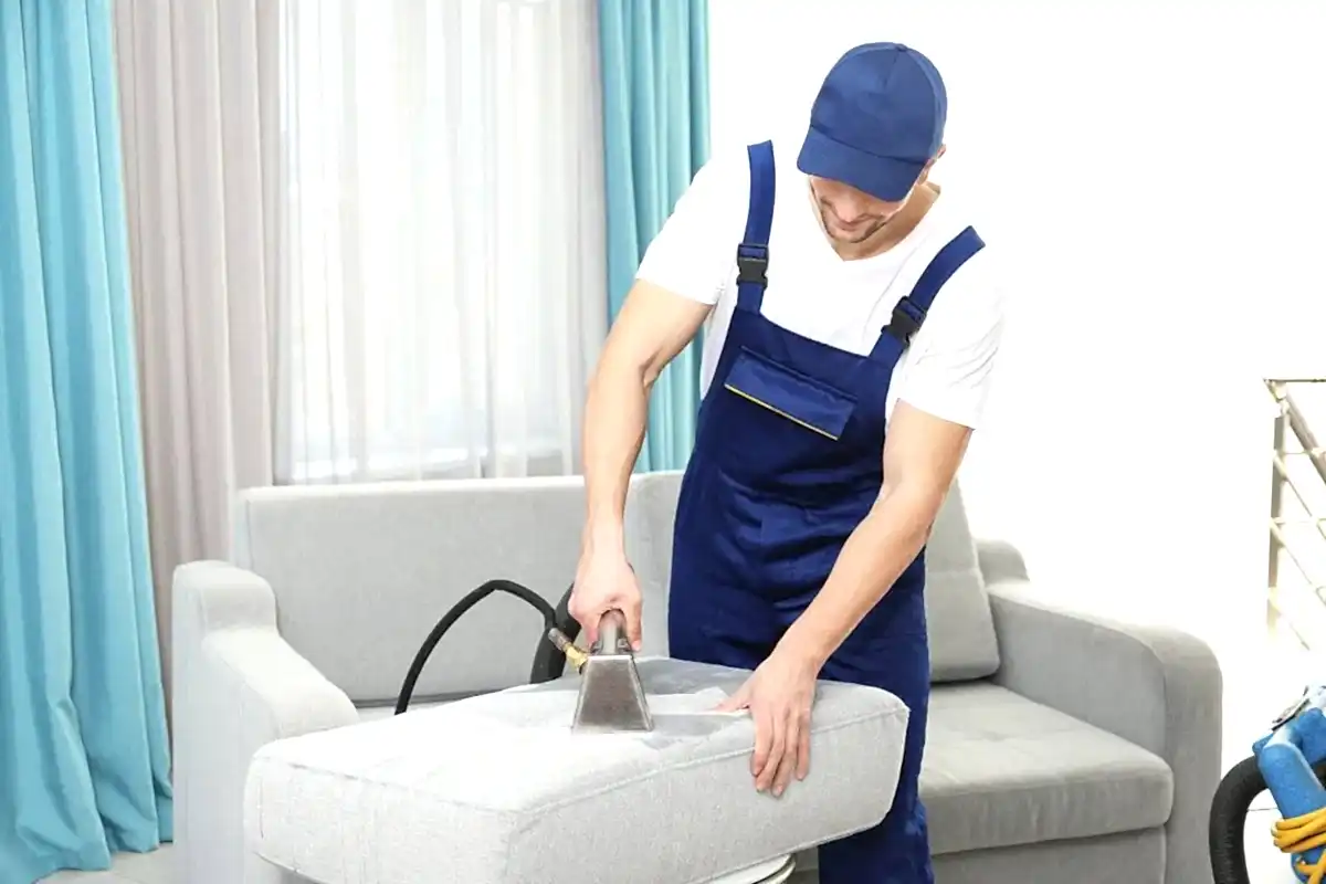 Keten Koltuklar Nasıl Temizlenir?