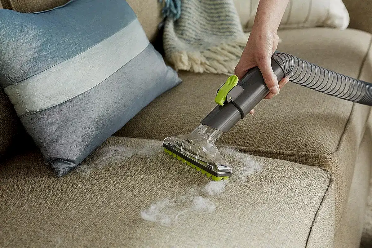 Koltuktaki Mürekkep Lekesi Nasıl Geçer?