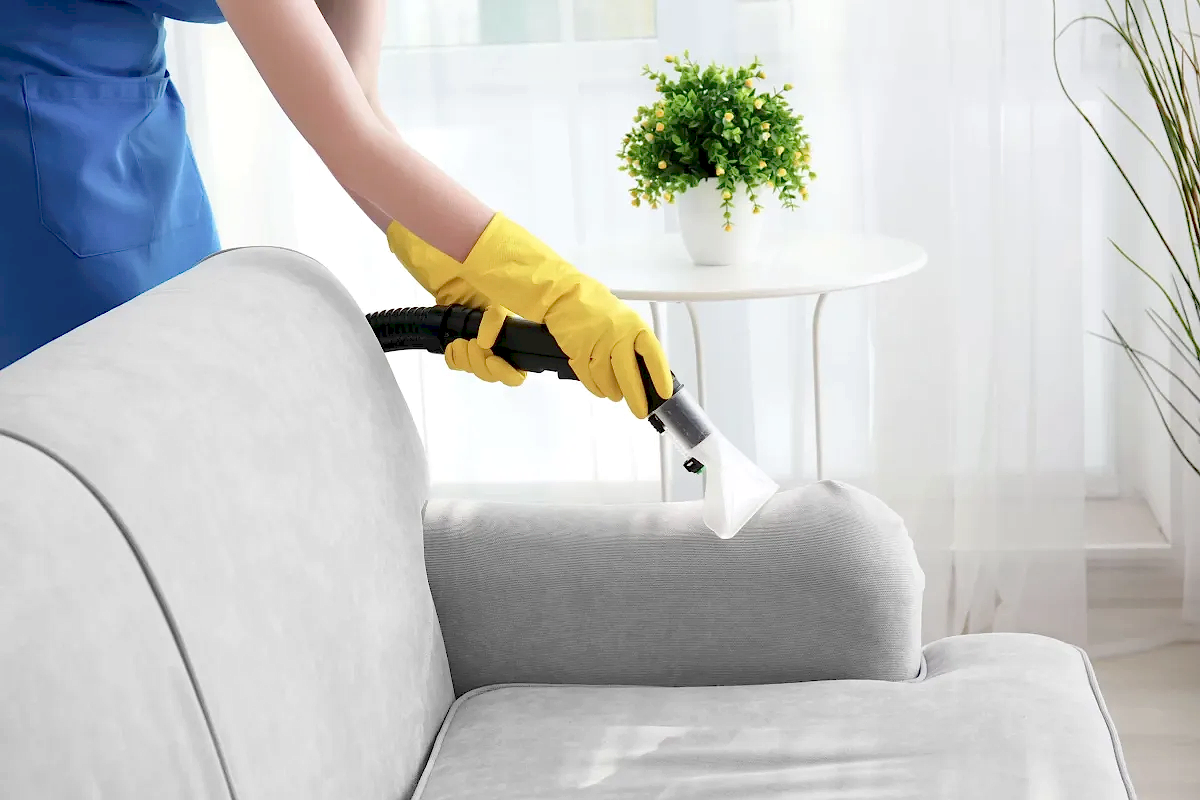 Koltukta Oluşan Leke Türlerine Göre Yıkama